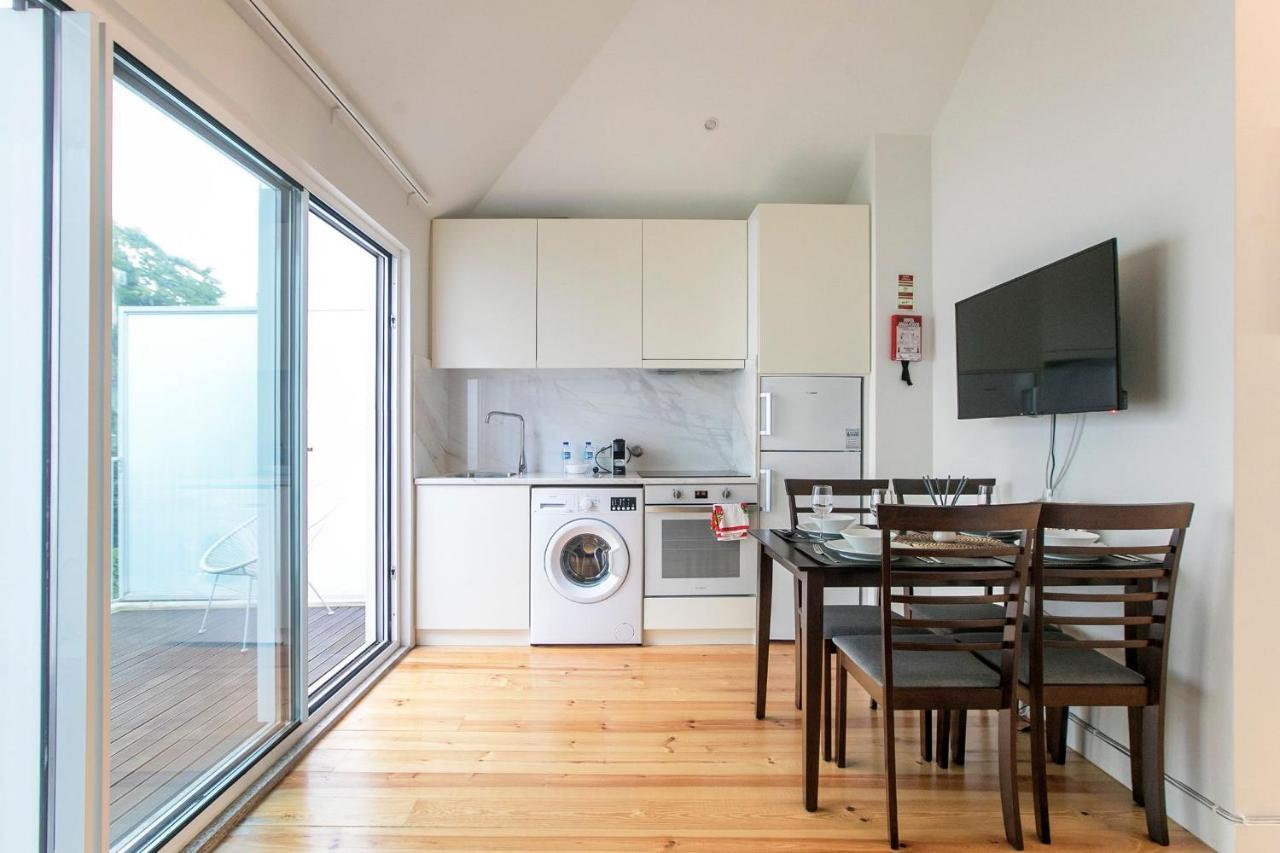 Apartment Lovelystay - Cozy 1br In Santa Catarina W/ Balcony