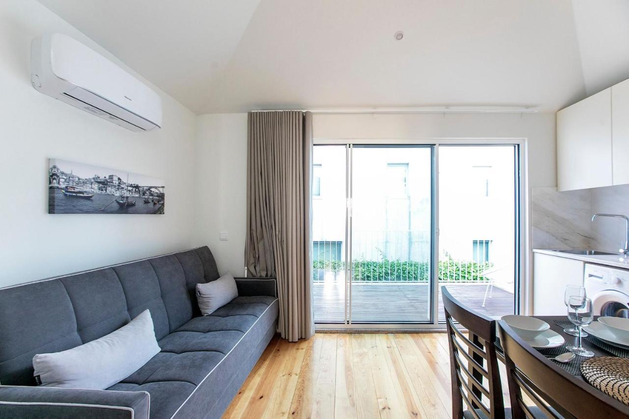 Lovelystay - Cozy 1br In Santa Catarina W/ Balcony Apartment *