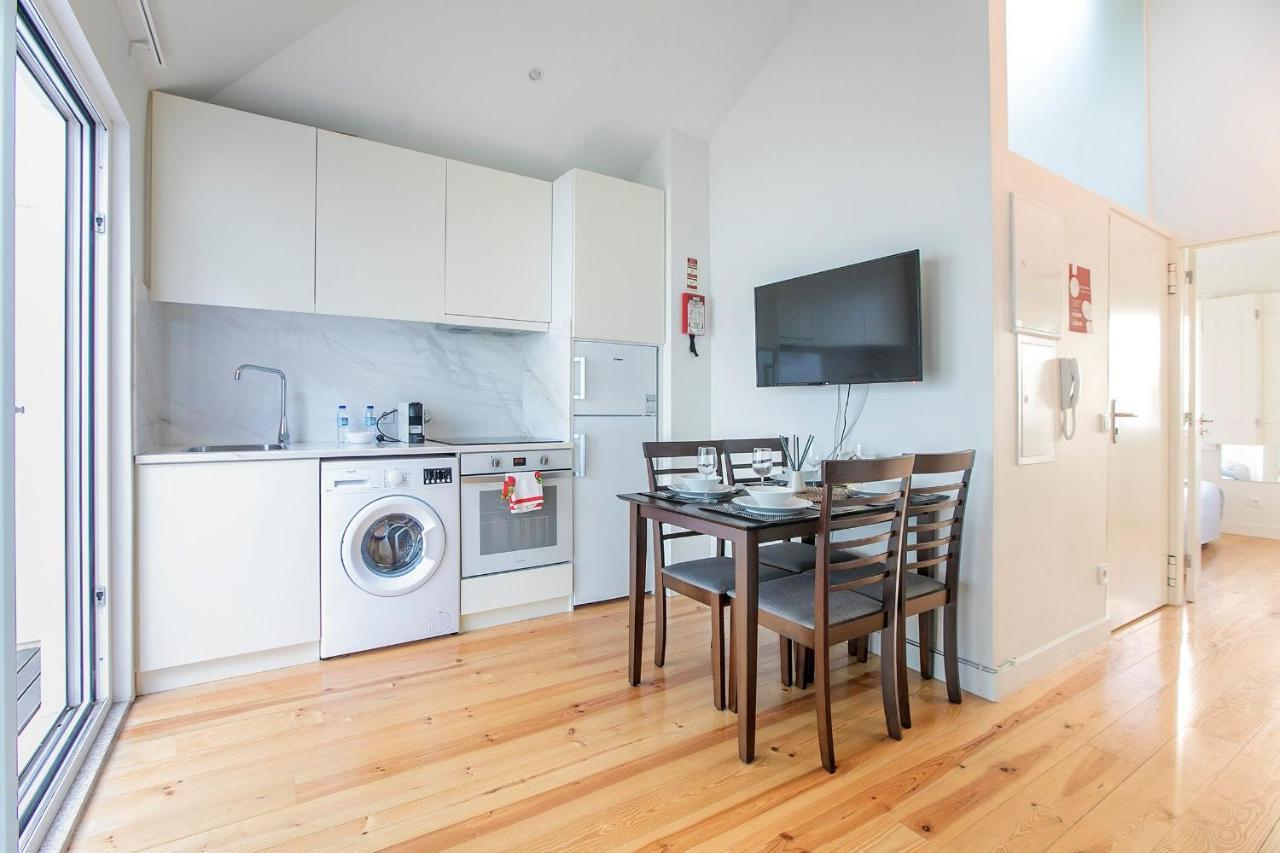 Lovelystay - Cozy 1br In Santa Catarina W/ Balcony Apartment