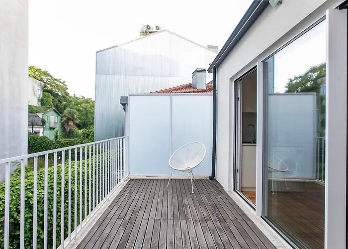 Lovelystay - Cozy 1Br In Santa Catarina W/ Balcony